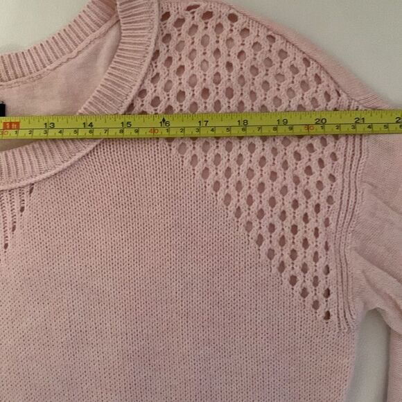 AMERICAN EAGLE Outfitters Pink Womens Sweater . Size SP - Picture 5 of 11